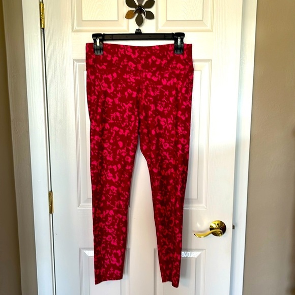 Fabletics exercise Leggings Size XXL - Picture 1 of 9